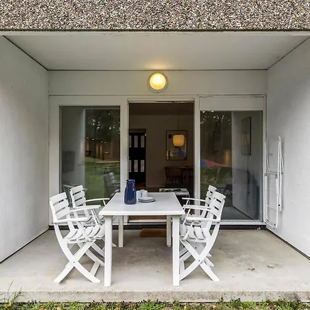 Apartamento 1 Bedroom Awesome In *
